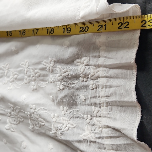 Antique 1900s white embroidered Milkmaid button back Prairi Fantasy blouse - Picture 9 of 12